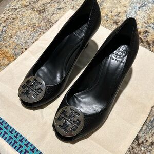 EUC Tory Burch Sally peep toe wedge
